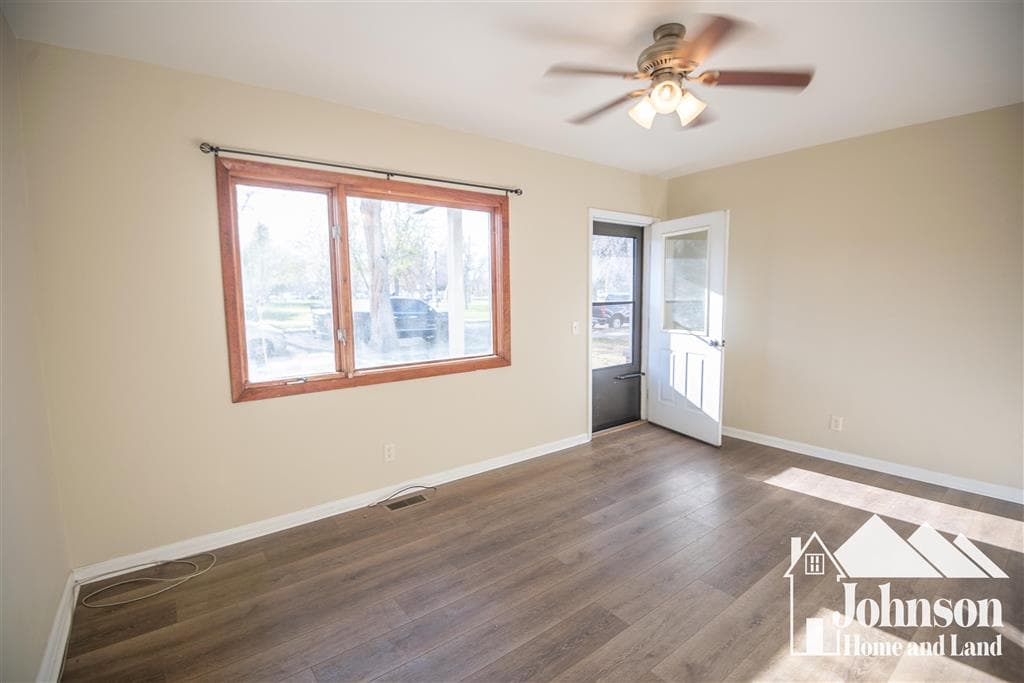 235 N Cheyenne St — photo 3 of 24