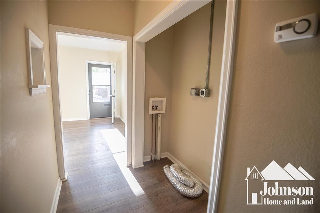 235 N Cheyenne St — photo 5 of 24