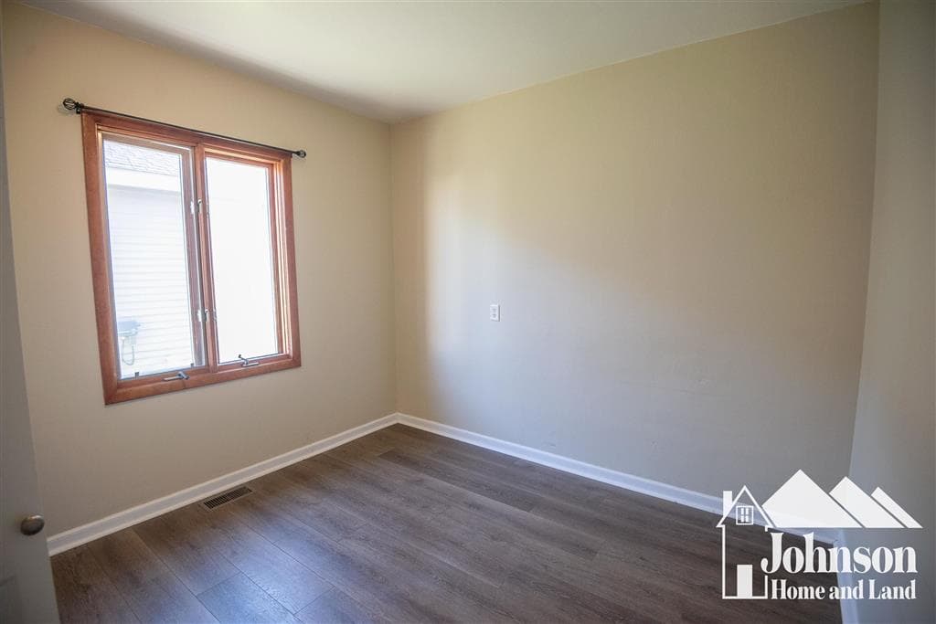 235 N Cheyenne St — photo 9 of 24