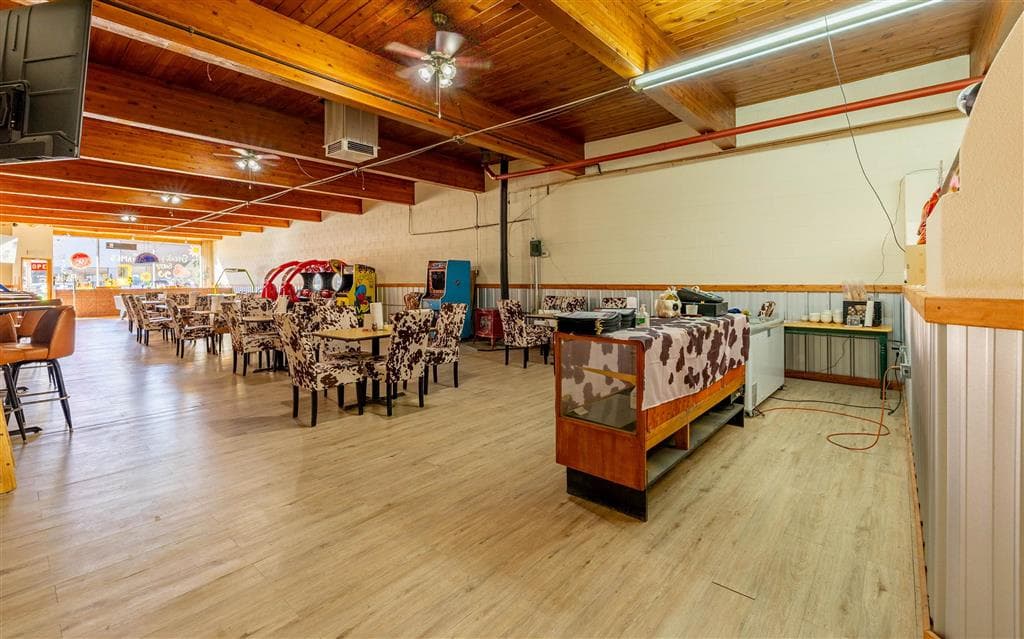 510 Greybull Ave — photo 4 of 25