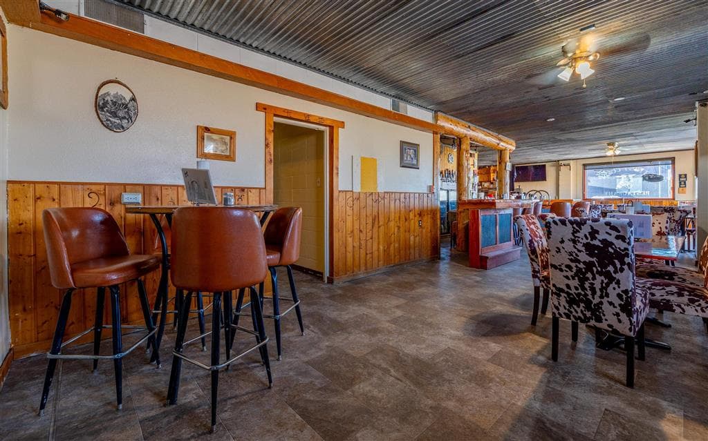 540 1st Ave S — photo 6 of 19