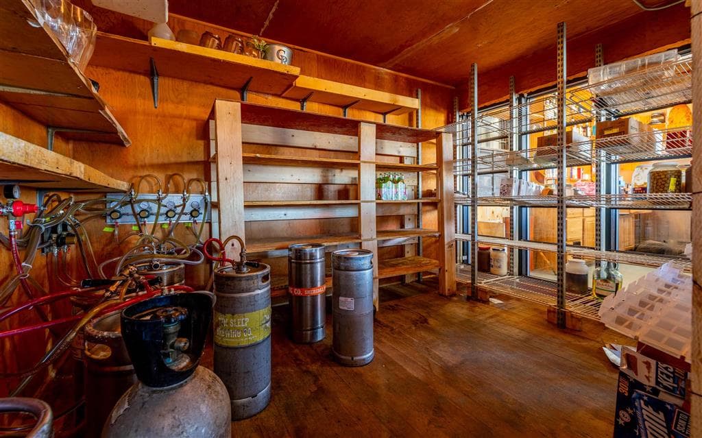 540 1st Ave S — photo 9 of 19