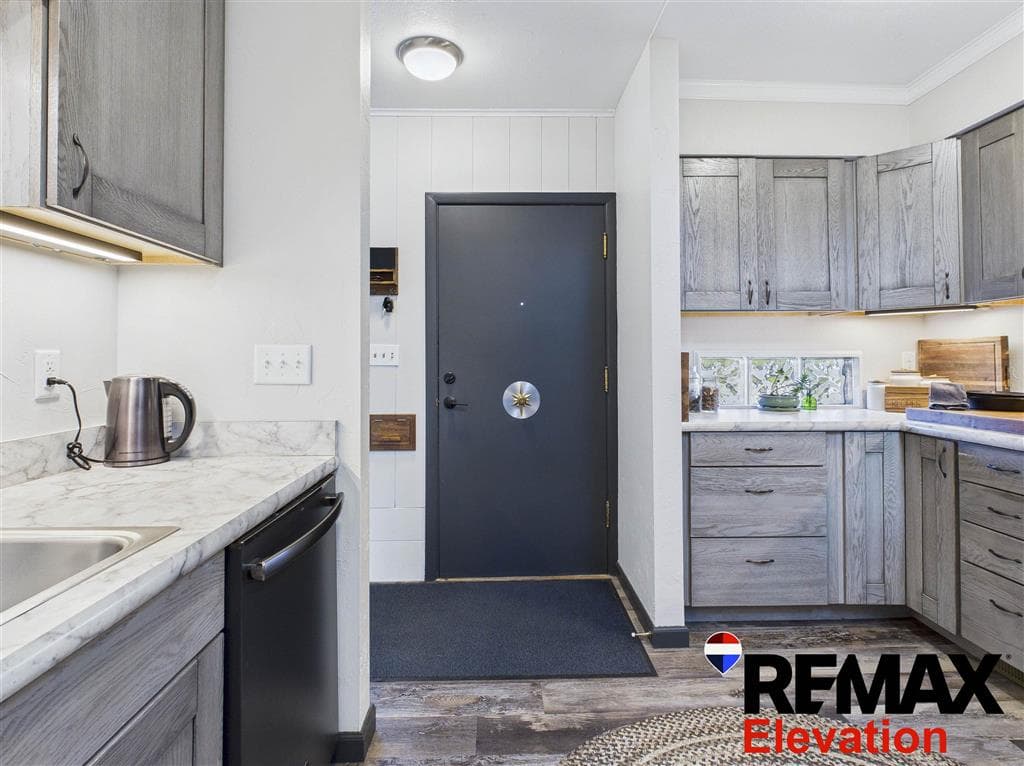 210 W 1st St — photo 15 of 77