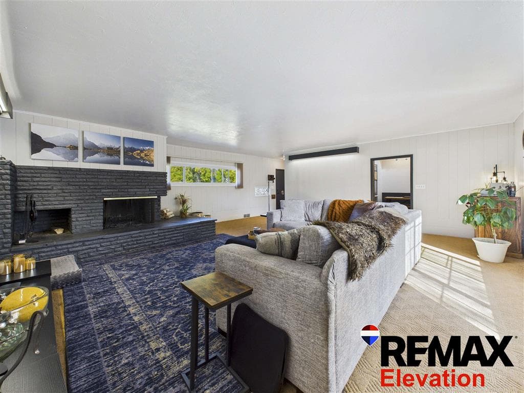 210 W 1st St — photo 18 of 77