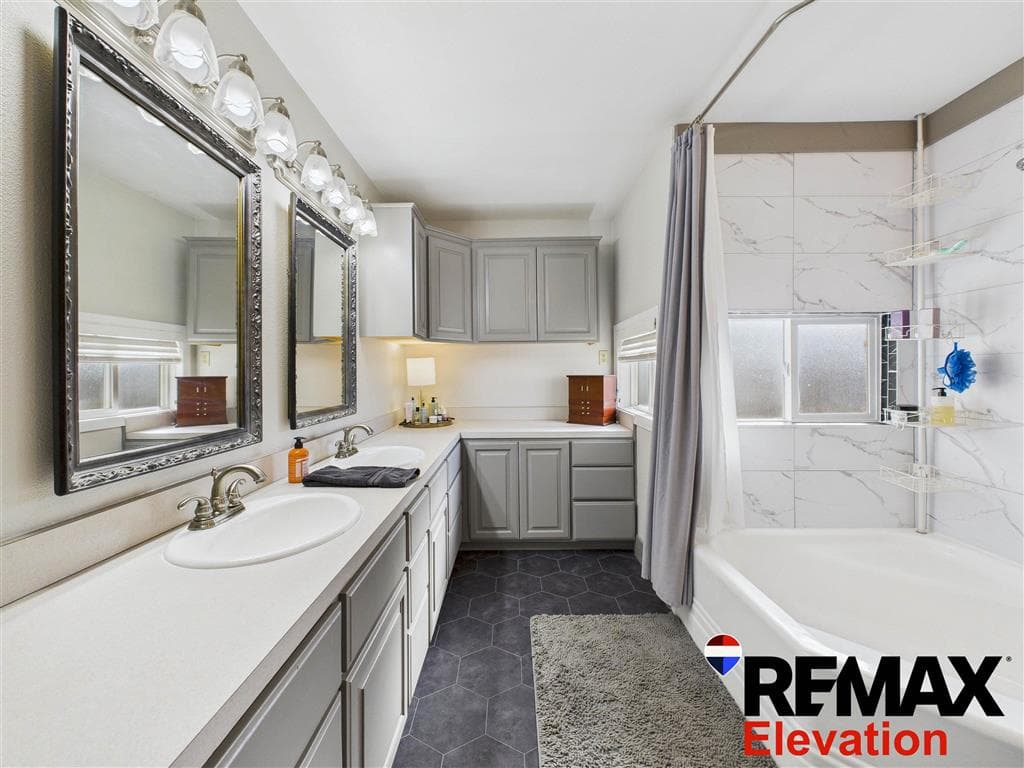 210 W 1st St — photo 31 of 77