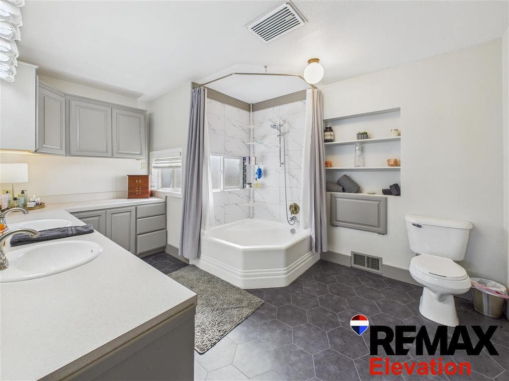 210 W 1st St — photo 32 of 77