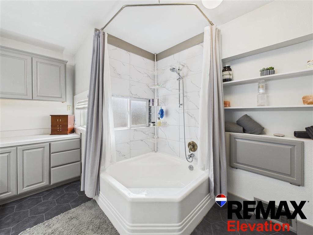 210 W 1st St — photo 33 of 77