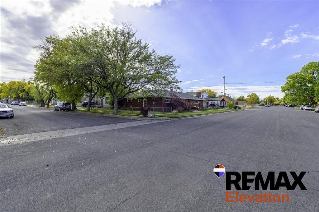 210 W 1st St — photo 73 of 77