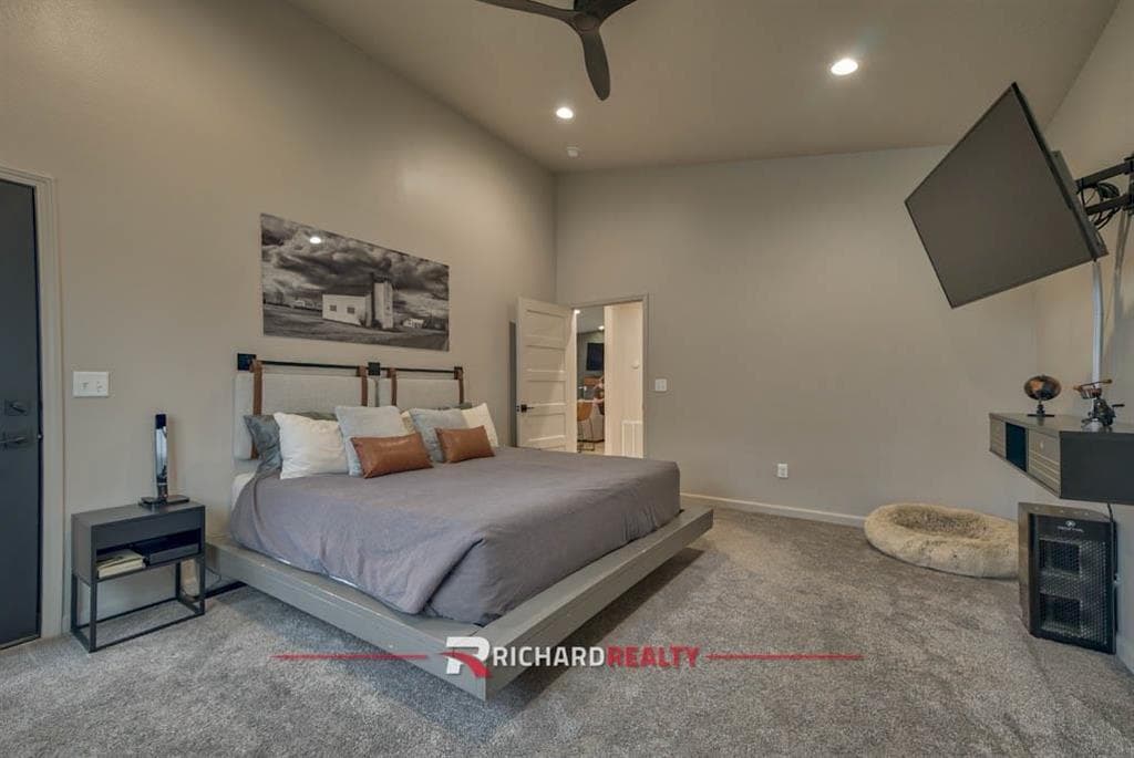 755 Go Around Loop — photo 15 of 35