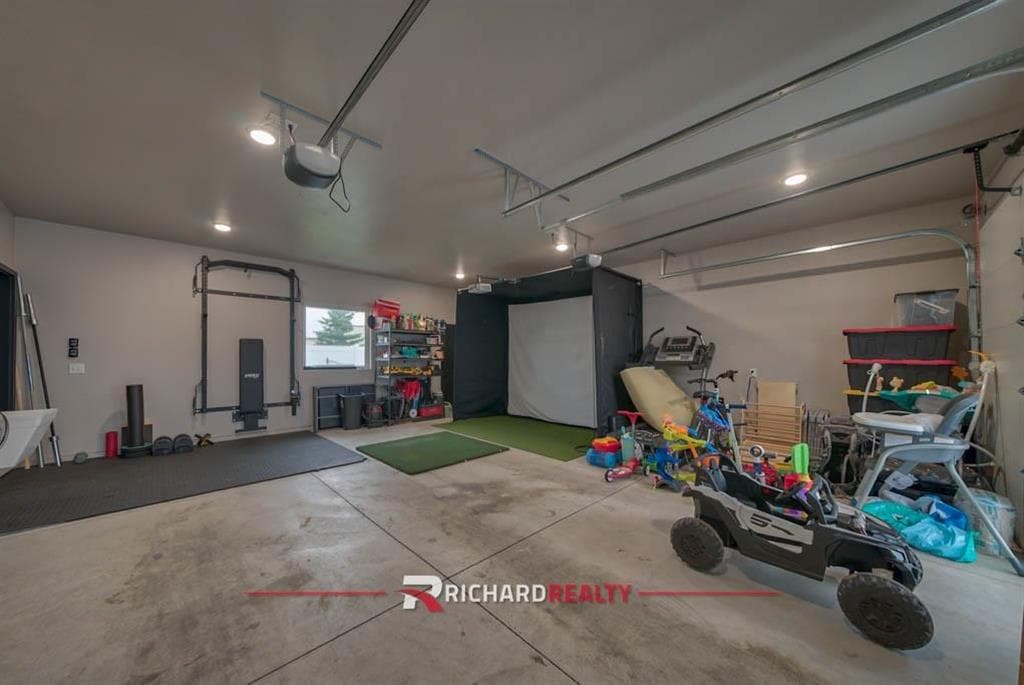 755 Go Around Loop — photo 30 of 35