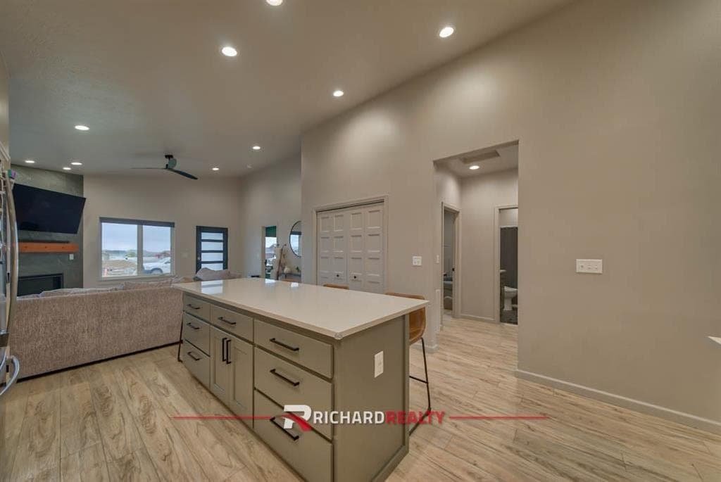 755 Go Around Loop — photo 10 of 35