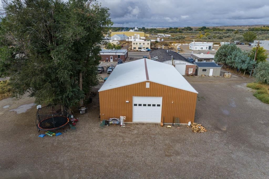 607 & 609 West Lane — photo 2 of 43