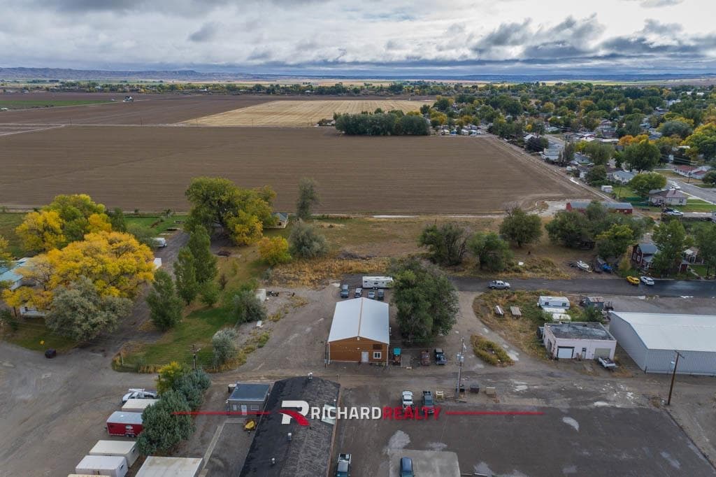 607 & 609 West Lane — photo 23 of 43