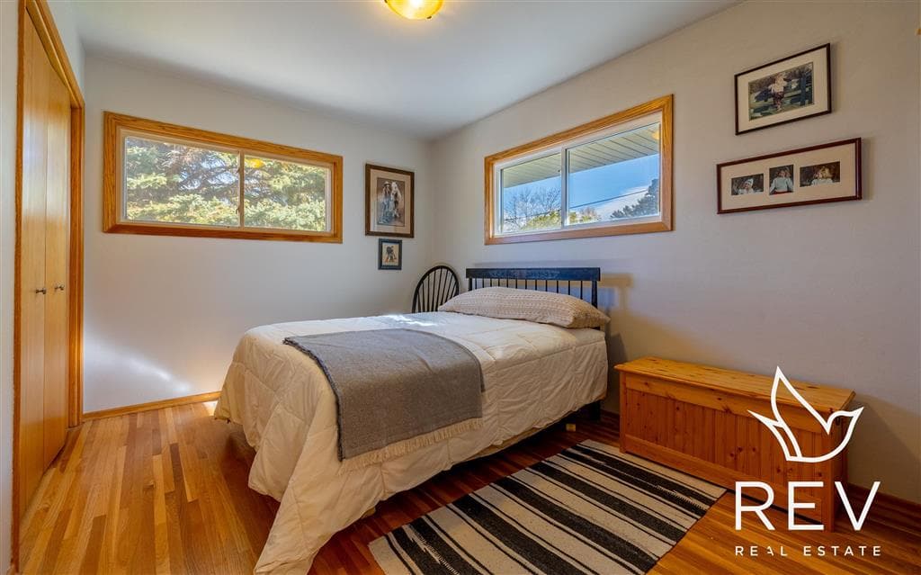 2307 Carter Ave — photo 12 of 36