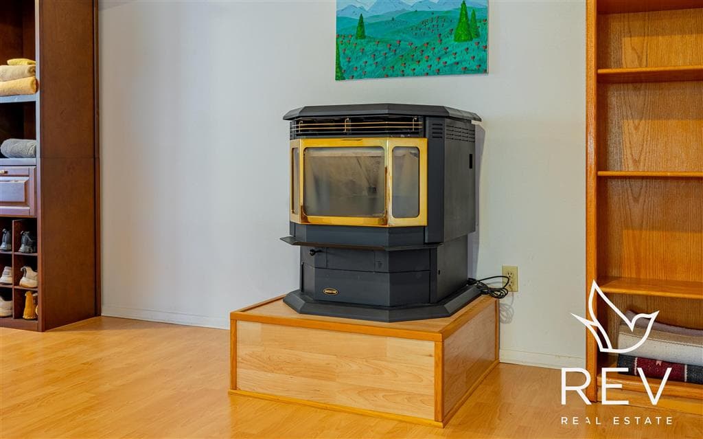 2307 Carter Ave — photo 21 of 36