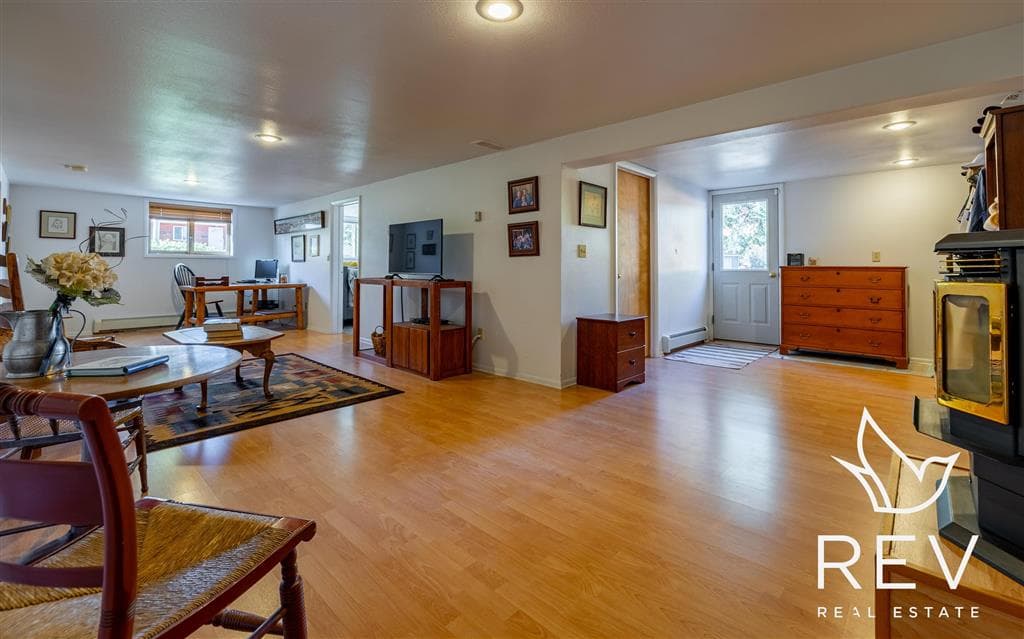 2307 Carter Ave — photo 22 of 36