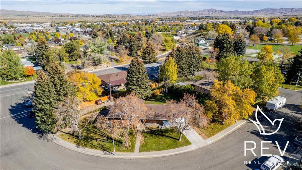 2307 Carter Ave — photo 35 of 36