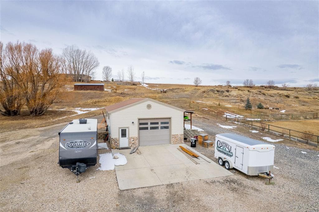 17 Justice Ln photo 1