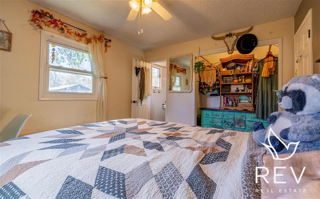 1220 Alpine Ave — photo 16 of 49