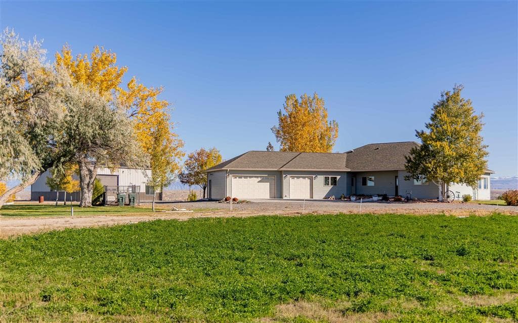 4924 Orchard Bench Rd — photo 2 of 88