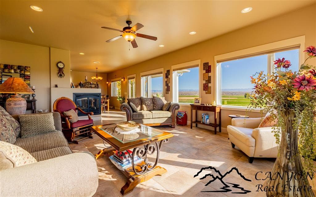 4924 Orchard Bench Rd — photo 5 of 88