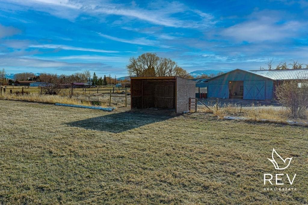 6 Corbett Rd — photo 11 of 53