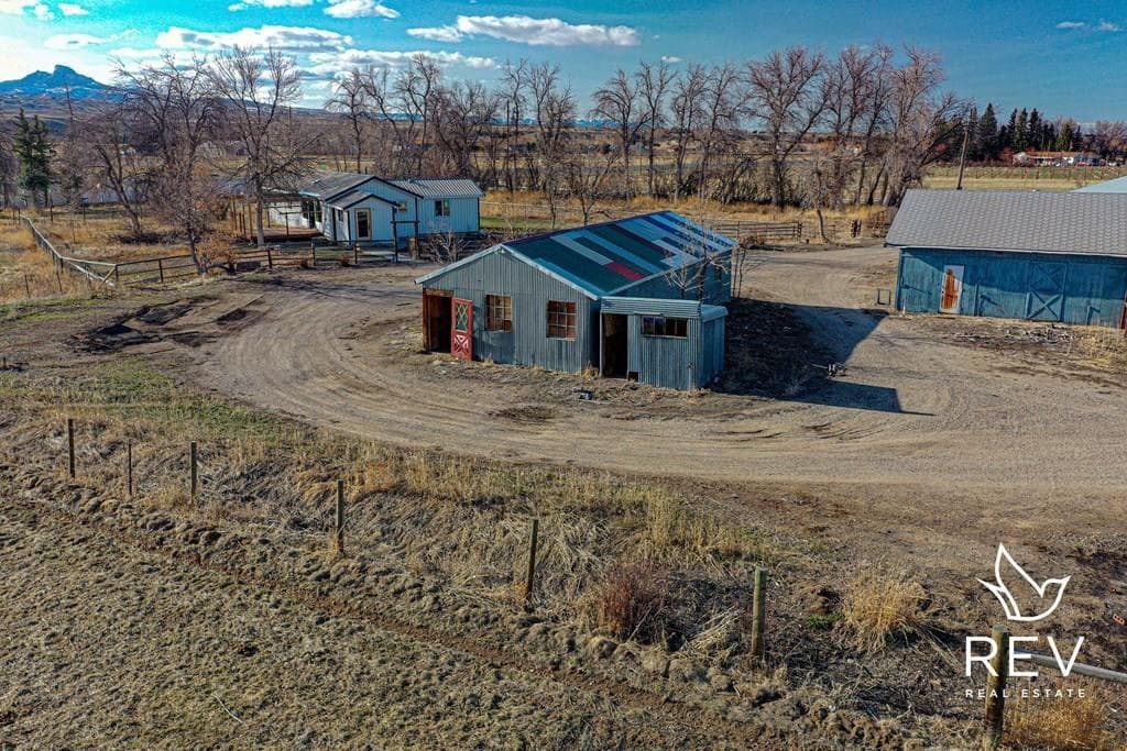 6 Corbett Rd — photo 7 of 53