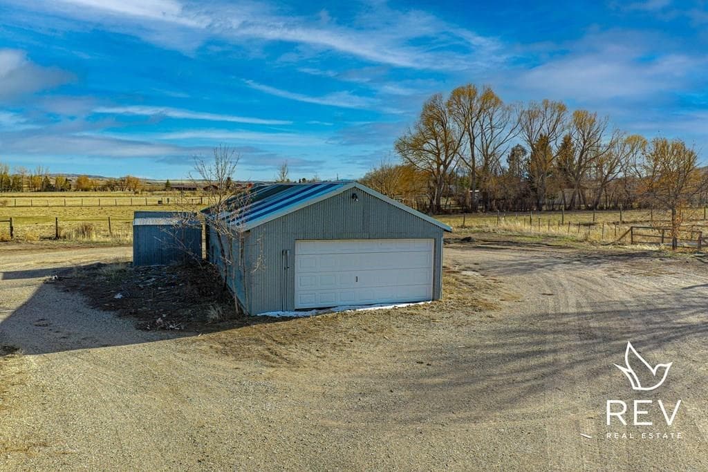 6 Corbett Rd — photo 9 of 53