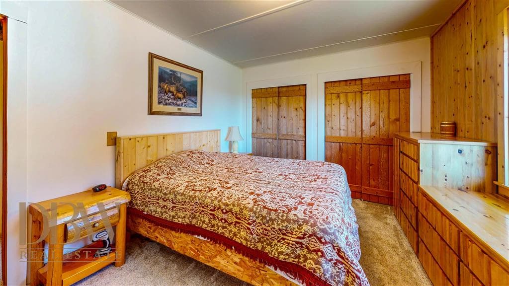 300 Lewis Ave — photo 16 of 40