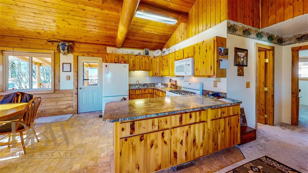 300 Lewis Ave — photo 17 of 40