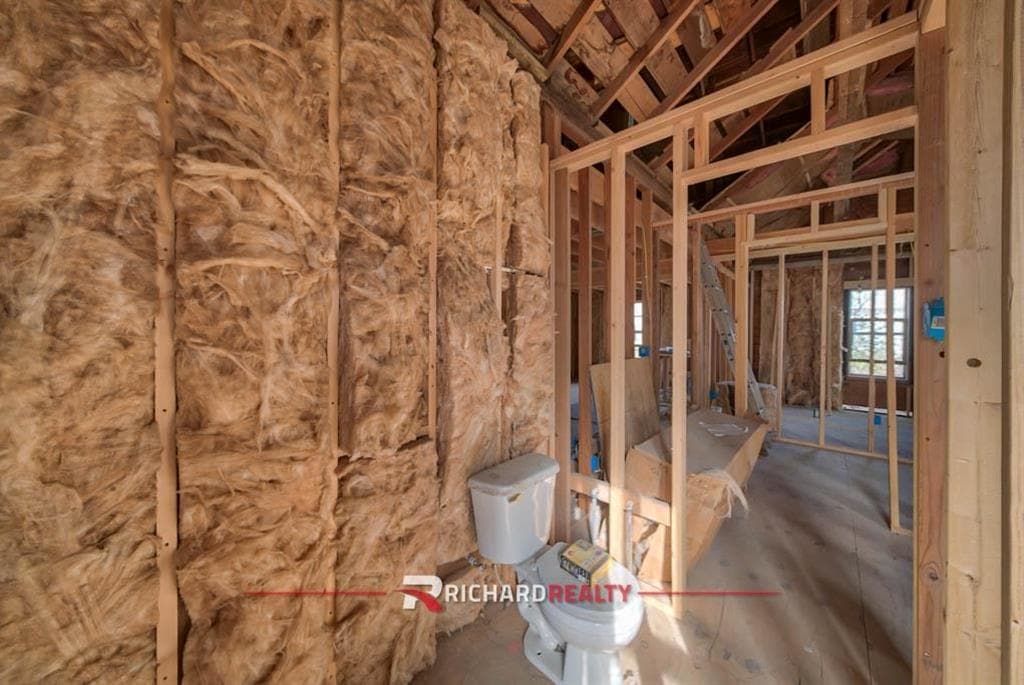 205 N Sherman Ave — photo 9 of 18