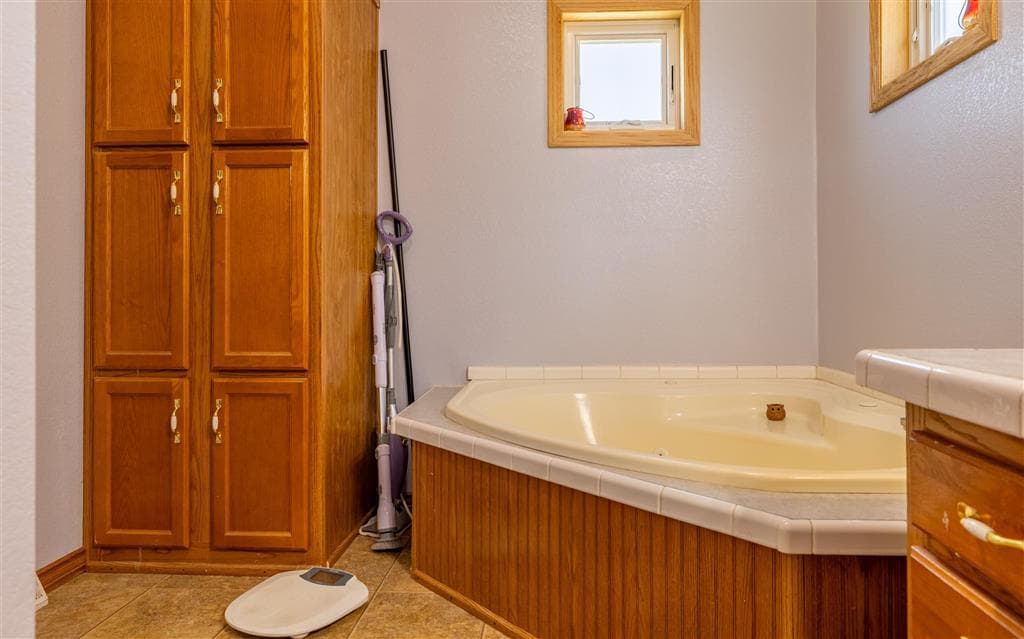 138 Pleasant View Dr — photo 17 of 34