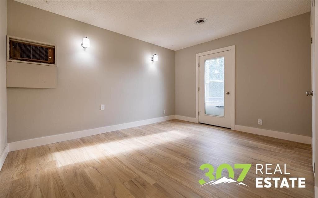 2202 Haugen St — photo 7 of 13