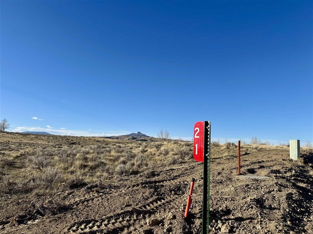 21 Rolling Hills Dr photo 1