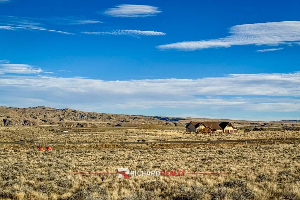 21 Rolling Hills Dr — photo 5 of 13