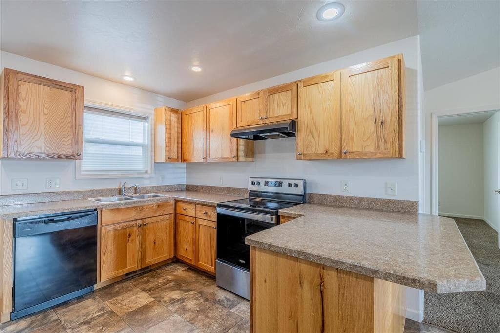 3005 Kent Ave — photo 8 of 23