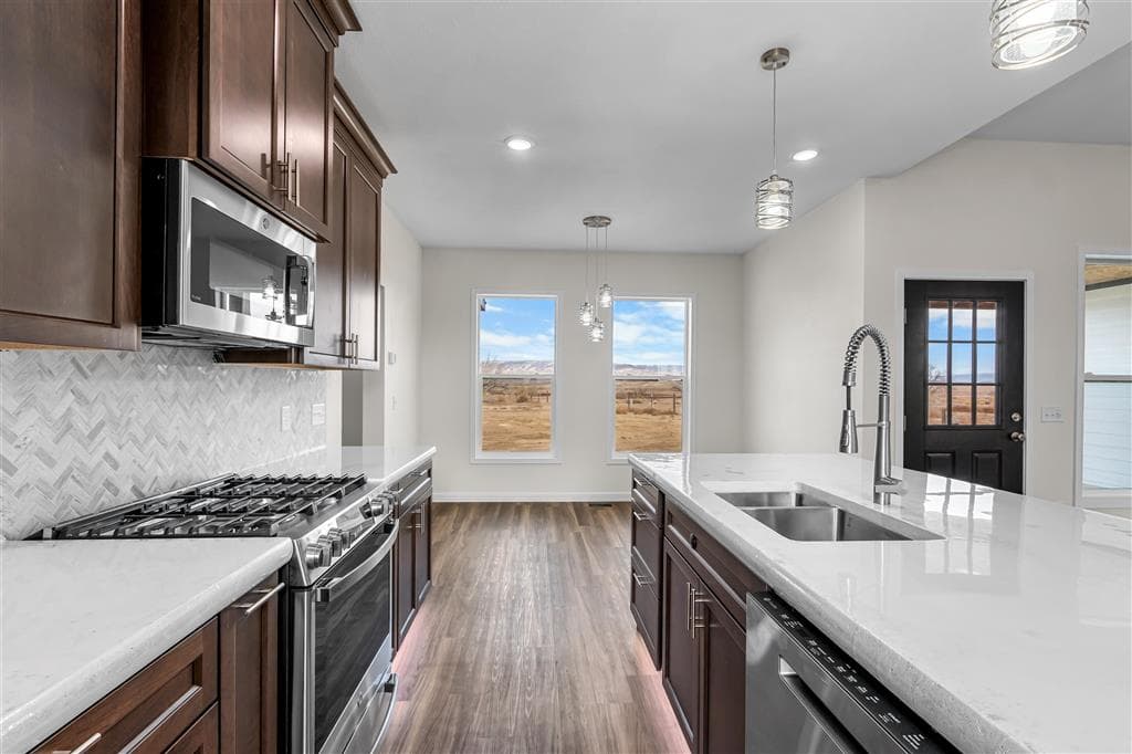 793 Hwy 310 — photo 3 of 37