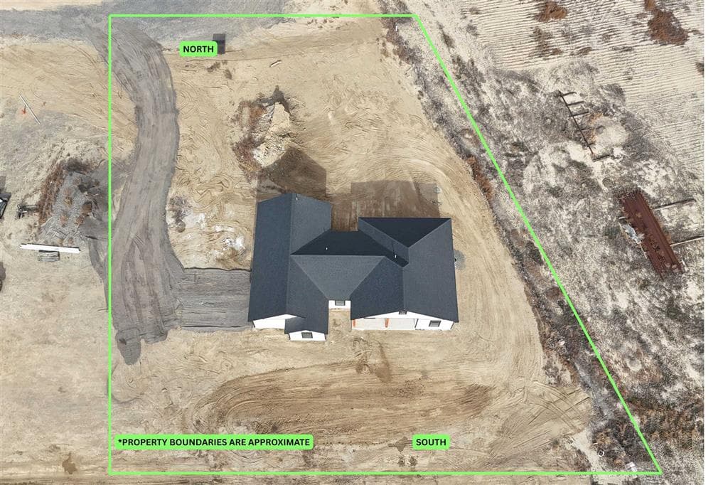 793 Hwy 310 — photo 32 of 37