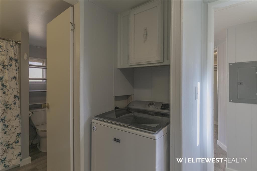 23 3rd Ave W — photo 13 of 35