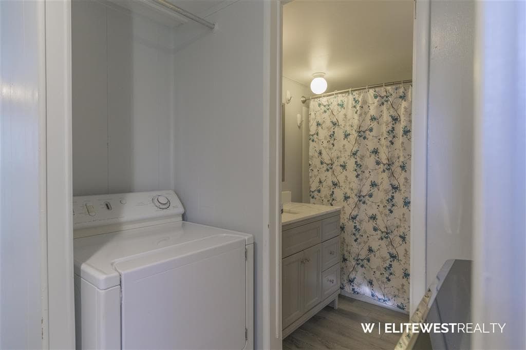 23 3rd Ave W — photo 14 of 35