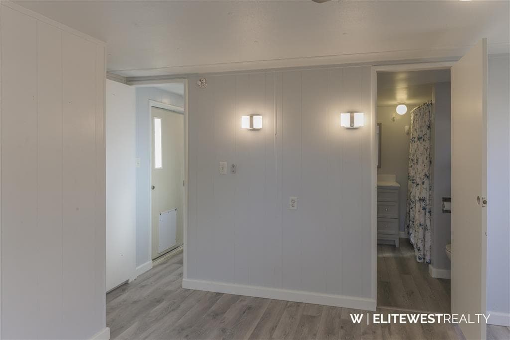 23 3rd Ave W — photo 21 of 35