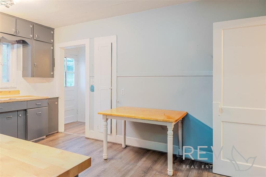 1344 Alger Ave — photo 13 of 25