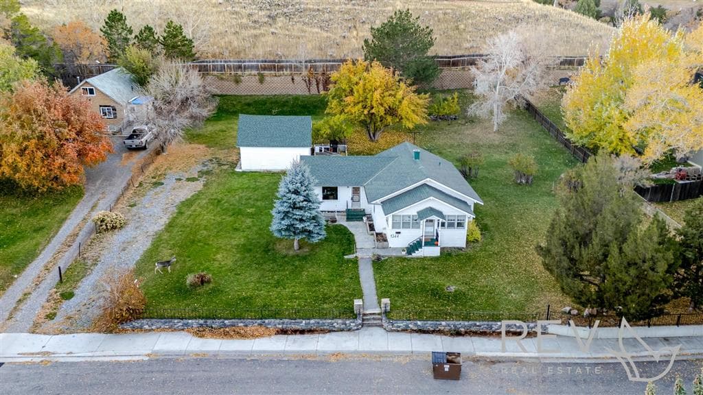 1344 Alger Ave — photo 6 of 25