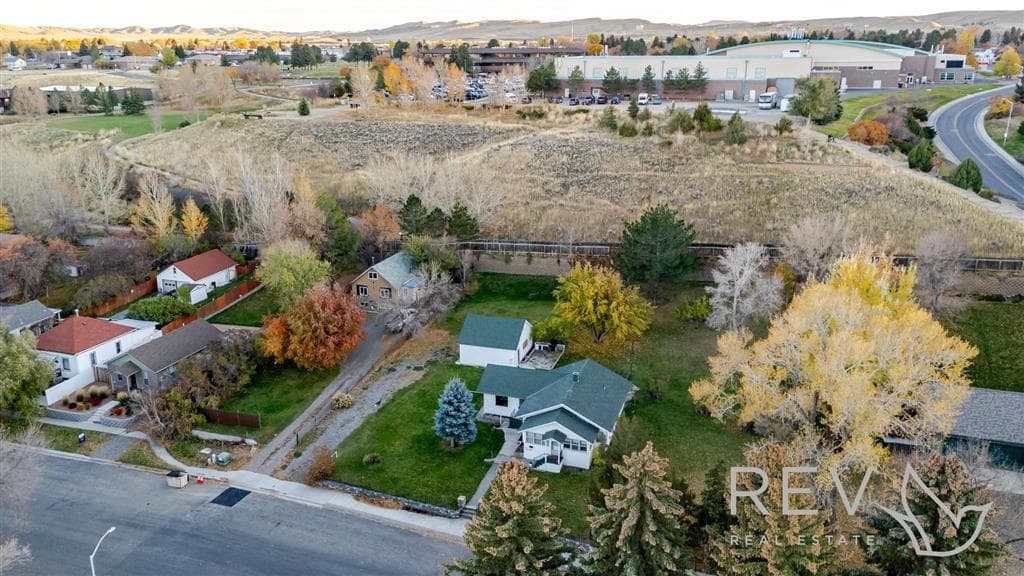 1344 Alger Ave — photo 7 of 25