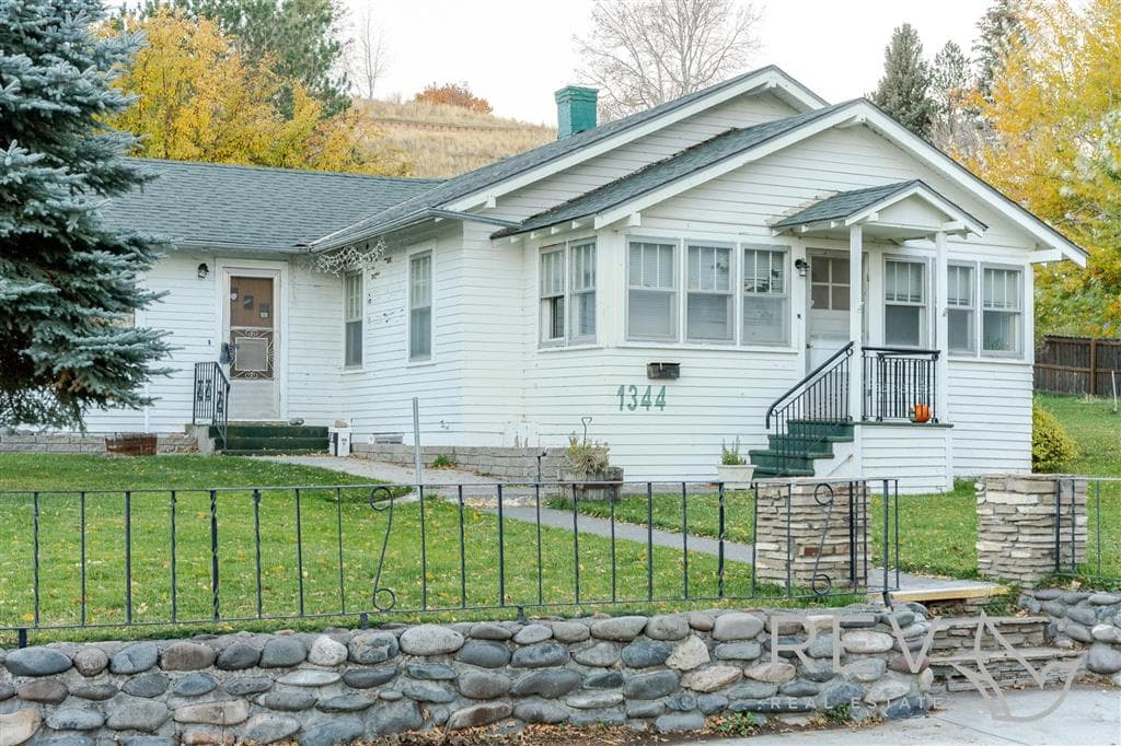 1344 Alger Ave — photo 8 of 25