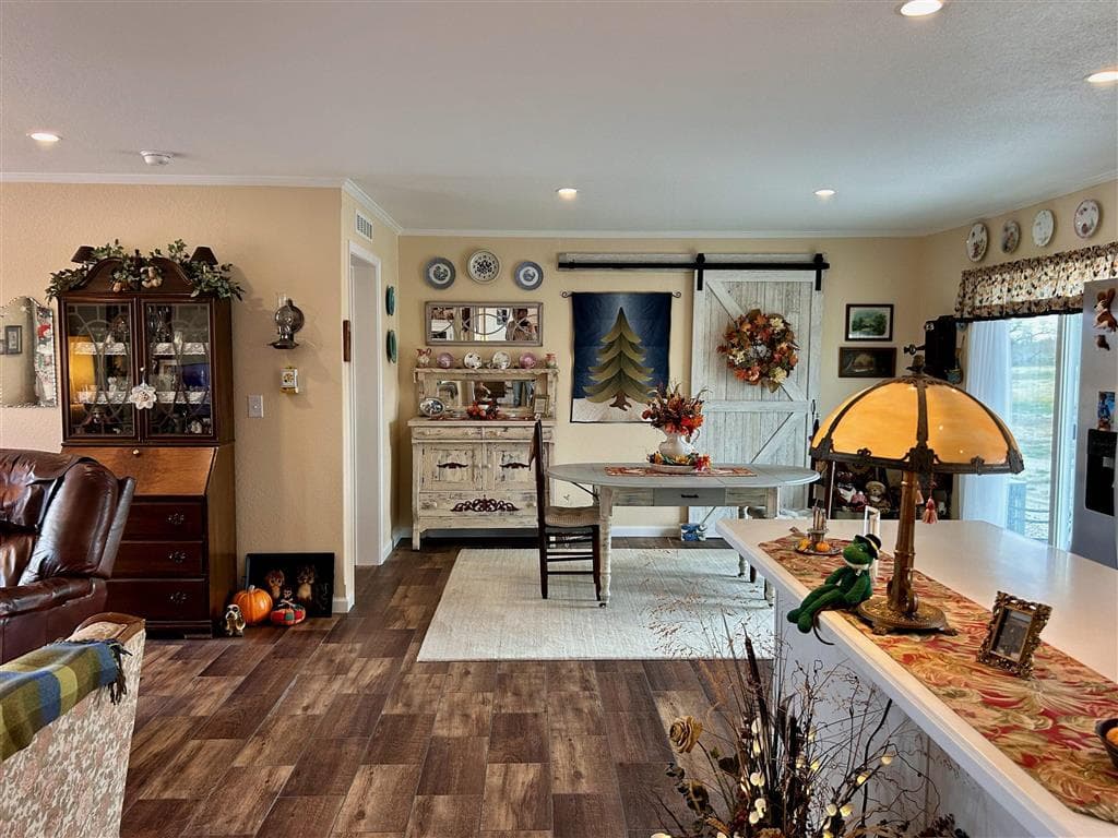 4127 Golf Course Rd — photo 16 of 59