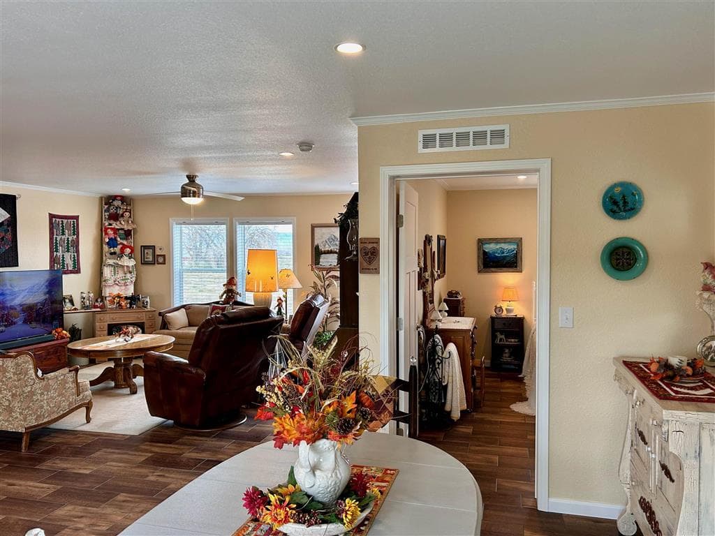 4127 Golf Course Rd — photo 19 of 59