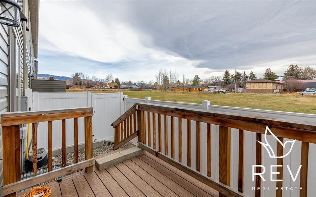 2867 Legacy Lane — photo 14 of 35