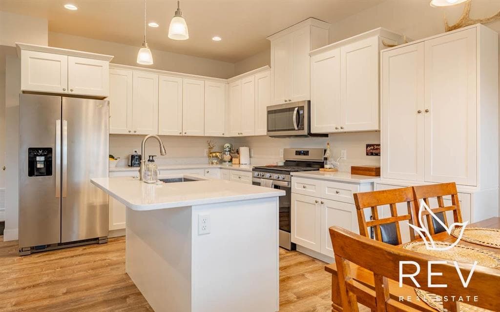 2867 Legacy Lane — photo 6 of 35