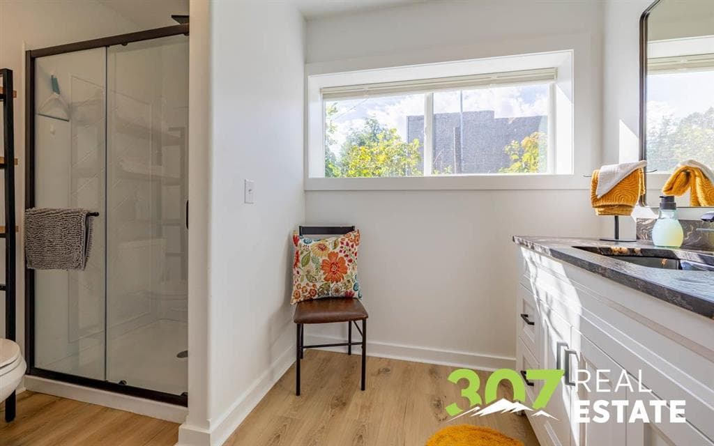 1337 Wyoming Ave — photo 13 of 50